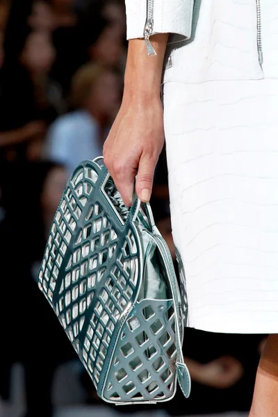Look 62